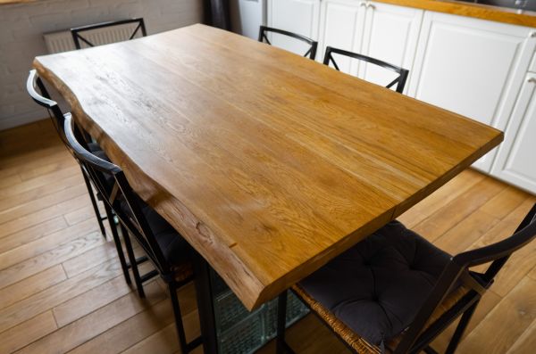 Table Assembly in Arlington Heights